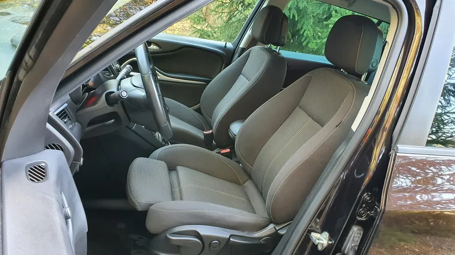 OPEL Zafira -