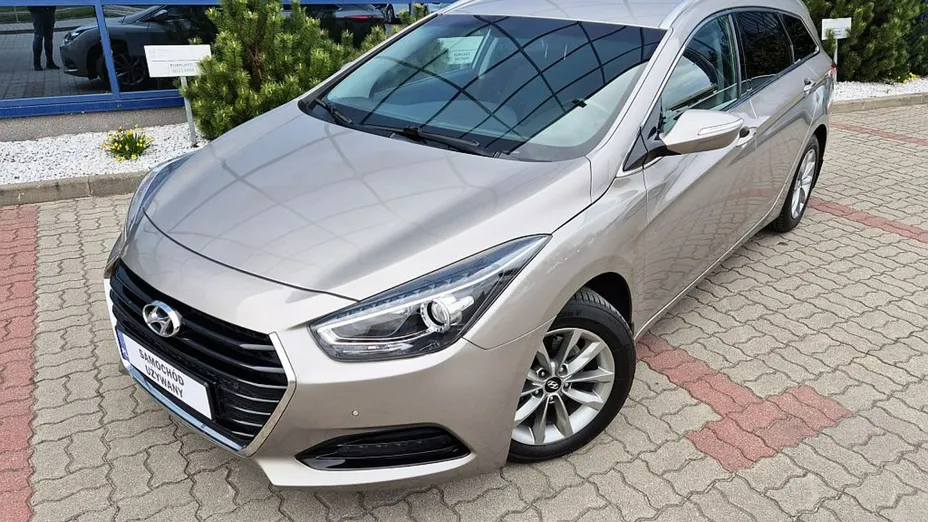 HYUNDAI i40 -