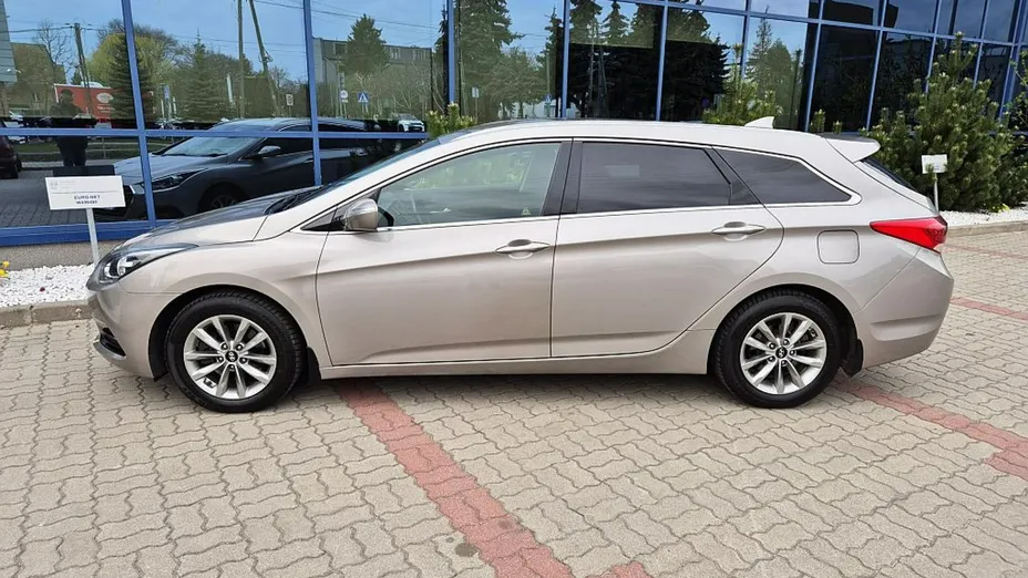 HYUNDAI i40 -