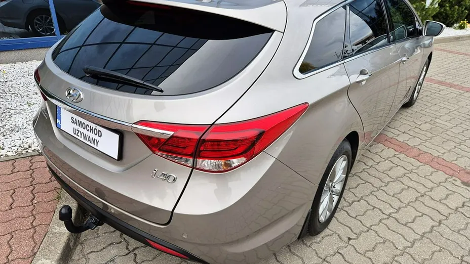 HYUNDAI i40 -