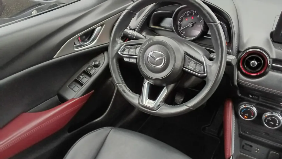 MAZDA CX-3 -