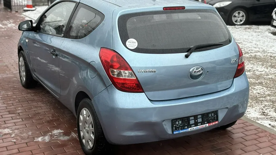 HYUNDAI i20 -