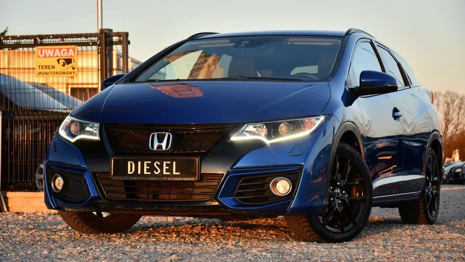 HONDA Civic -