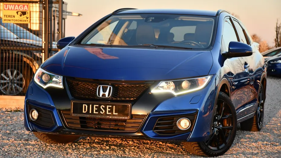 HONDA Civic -