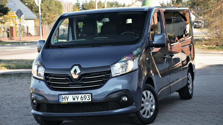 RENAULT Trafic -