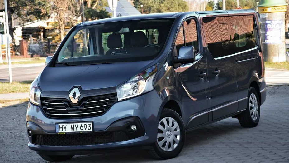 RENAULT Trafic -