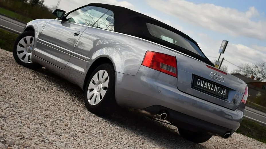 AUDI A4 -