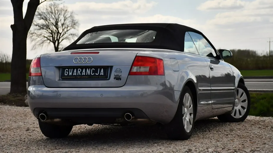 AUDI A4 -