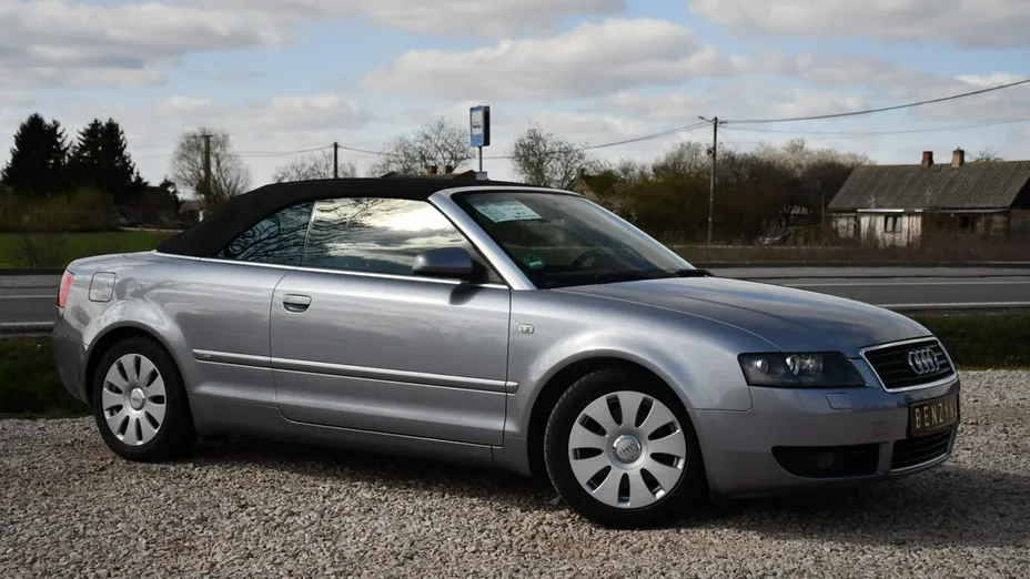 AUDI A4 -