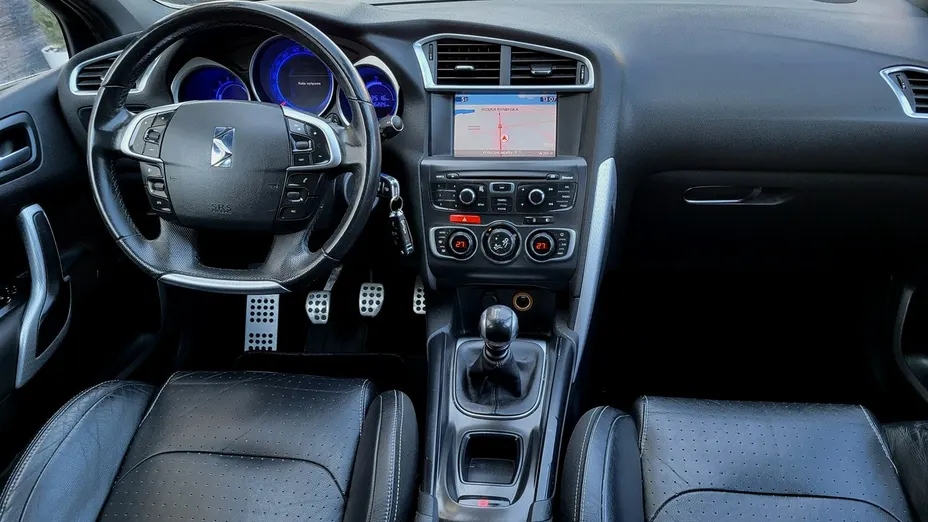 CITROEN DS4 -