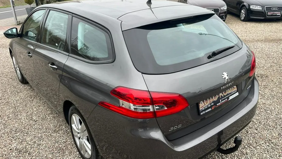 PEUGEOT 308 -