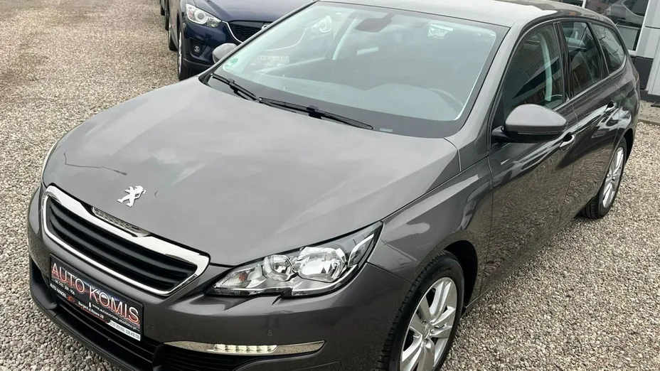 PEUGEOT 308 -