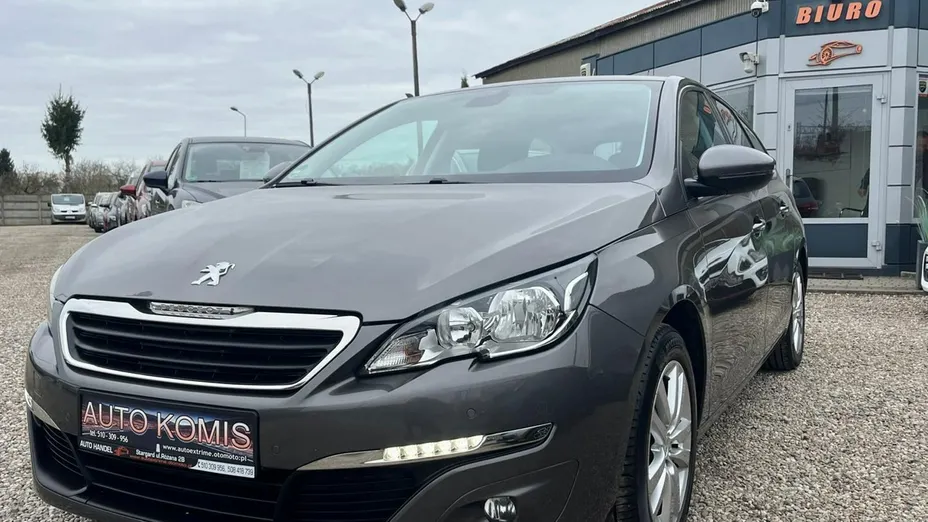 PEUGEOT 308 -