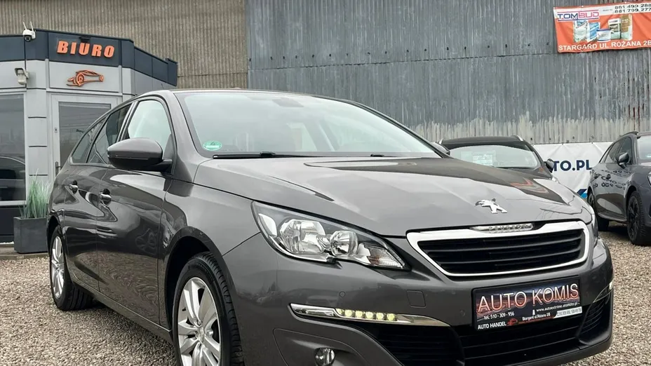 PEUGEOT 308 -