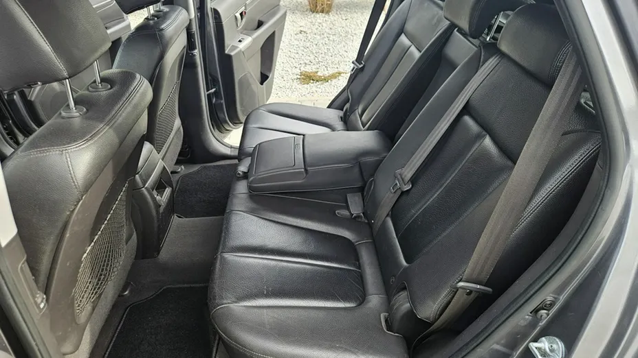 HYUNDAI Santa Fe -