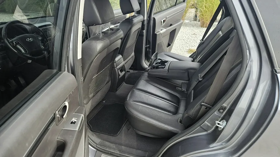 HYUNDAI Santa Fe -