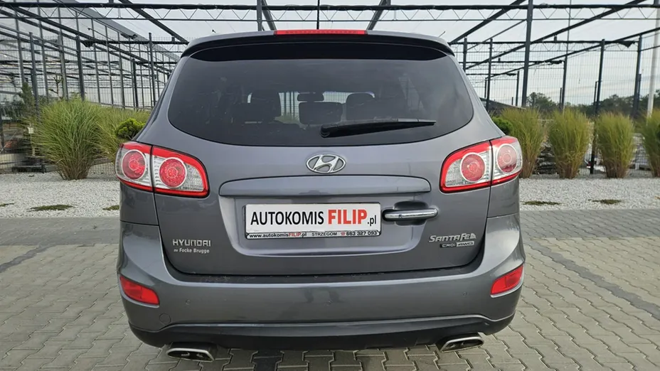 HYUNDAI Santa Fe -