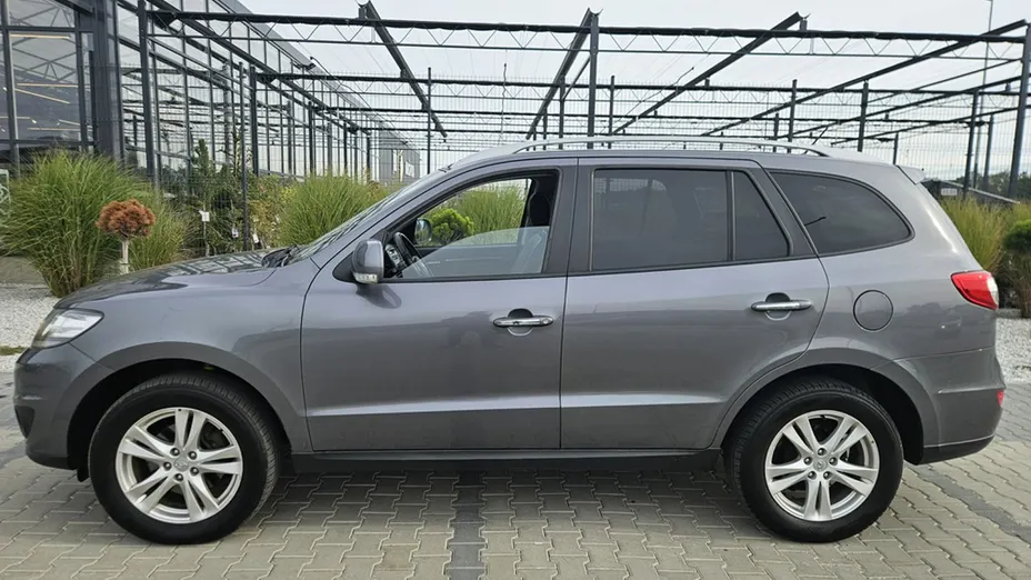 HYUNDAI Santa Fe -