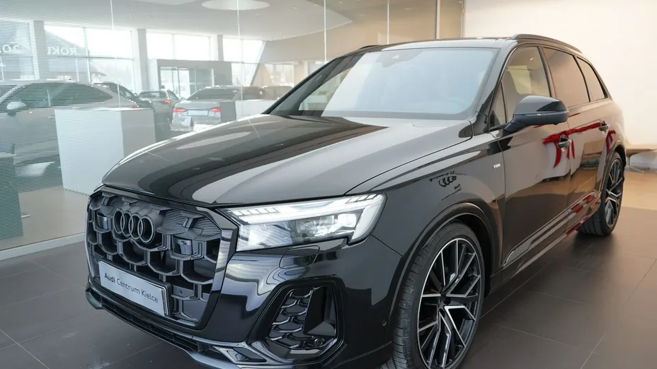AUDI Q7 -