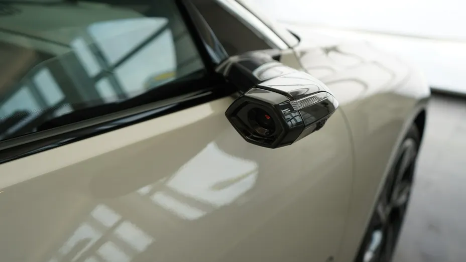AUDI e-tron -