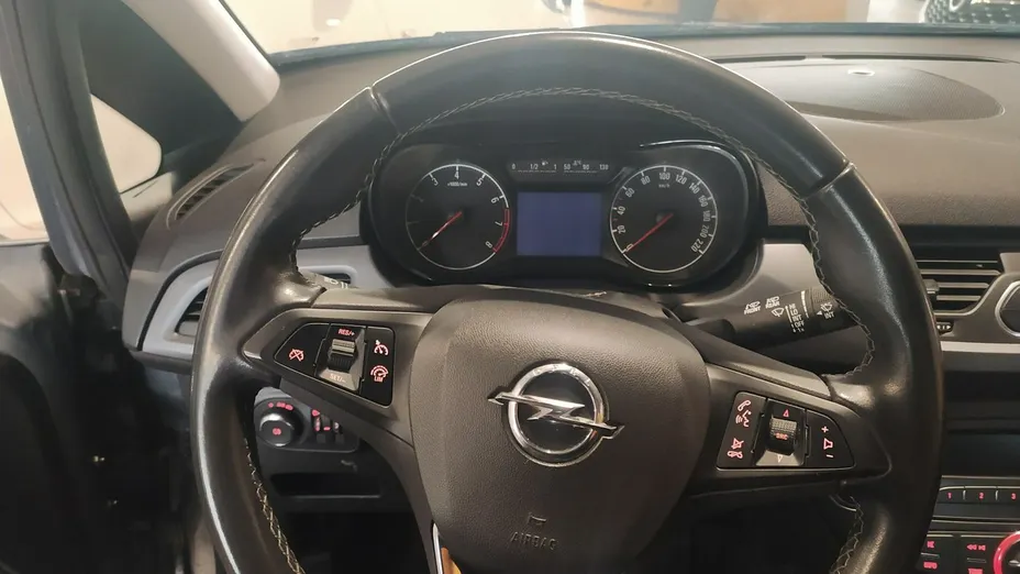 OPEL Corsa -