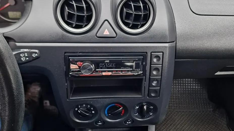 FORD Fiesta -