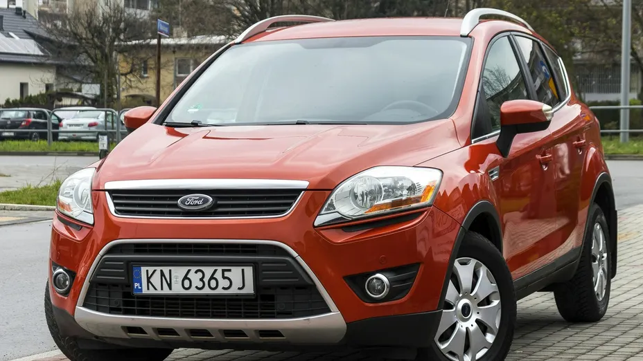 FORD Kuga -