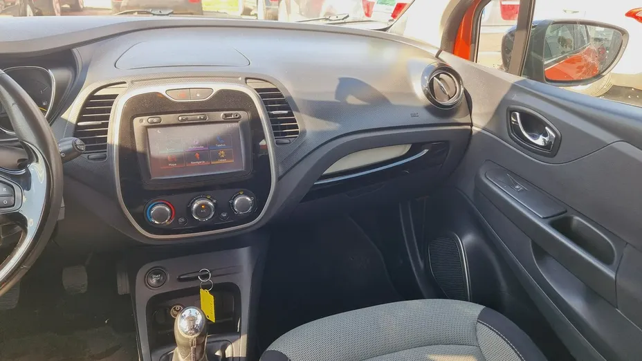 RENAULT Captur -