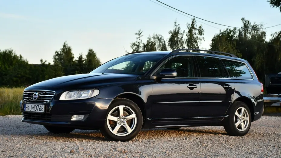 VOLVO V70 -