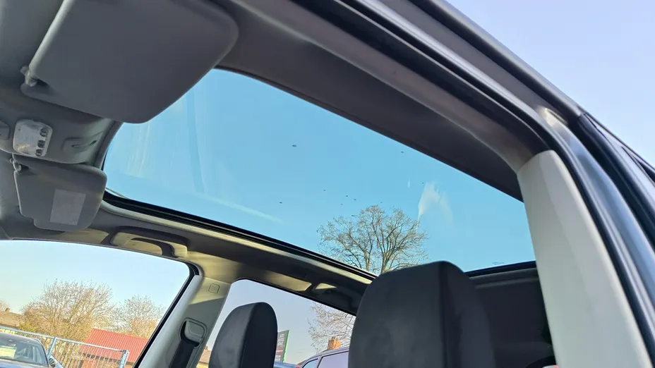 NISSAN Qashqai+2 -