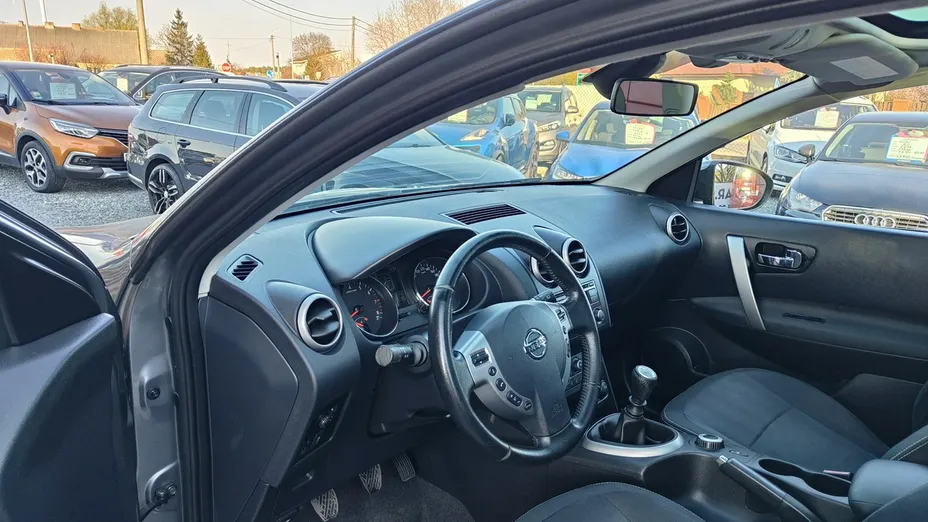 NISSAN Qashqai+2 -