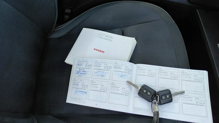 NISSAN Qashqai+2 -