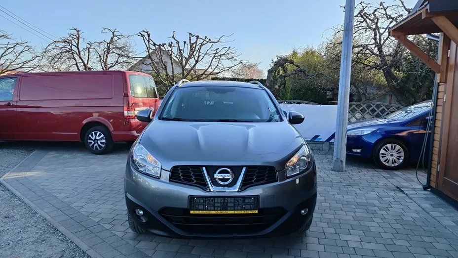 NISSAN Qashqai+2 -