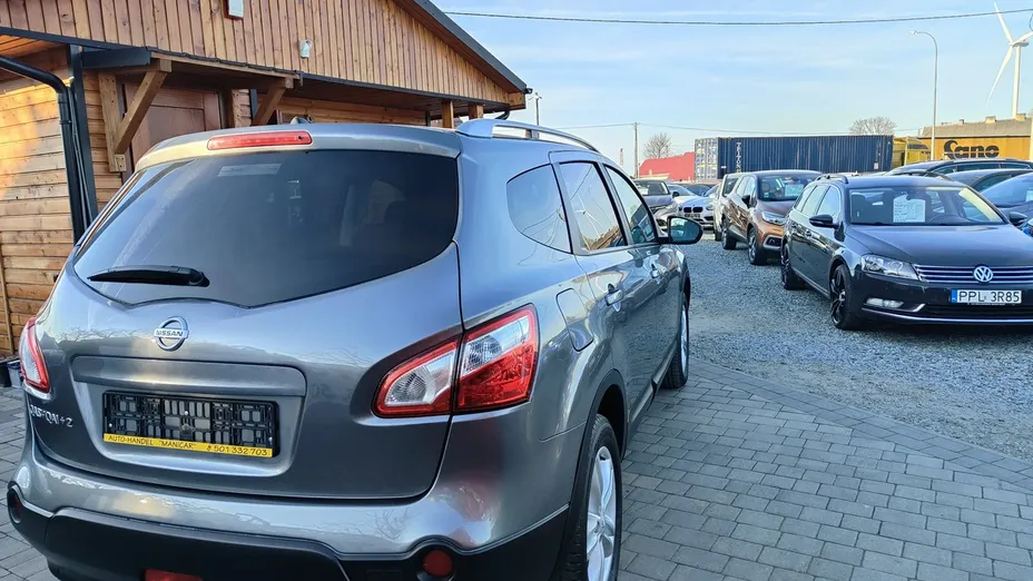 NISSAN Qashqai+2 -