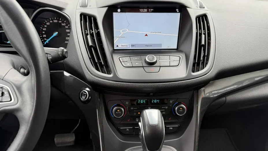 FORD Kuga -