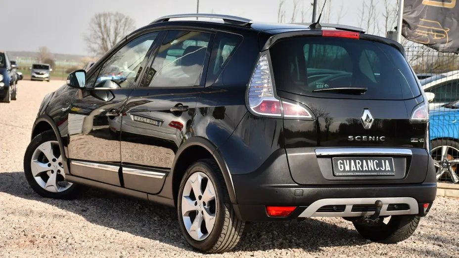 RENAULT Scenic -