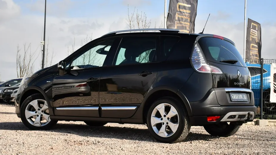 RENAULT Scenic -
