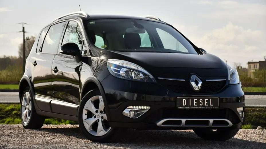 RENAULT Scenic -