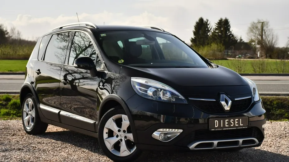RENAULT Scenic -