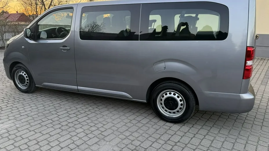 OPEL Vivaro -