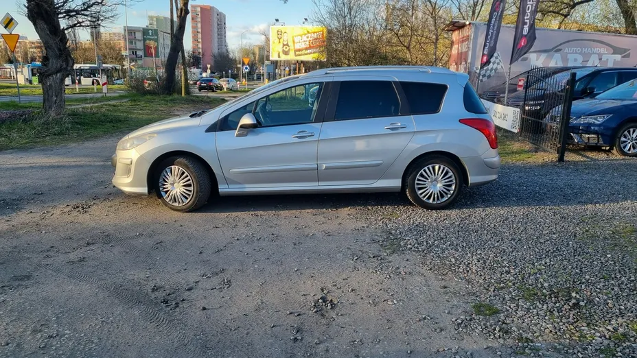 PEUGEOT 308 -