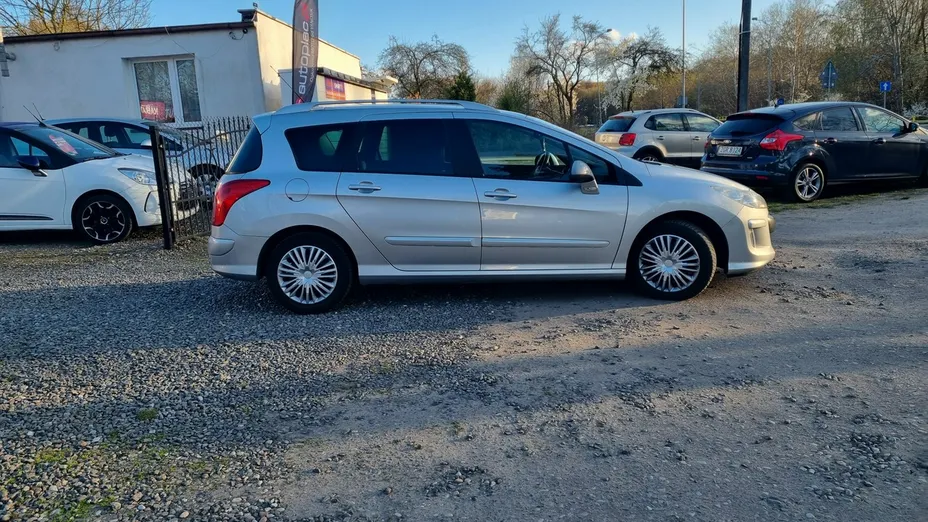 PEUGEOT 308 -