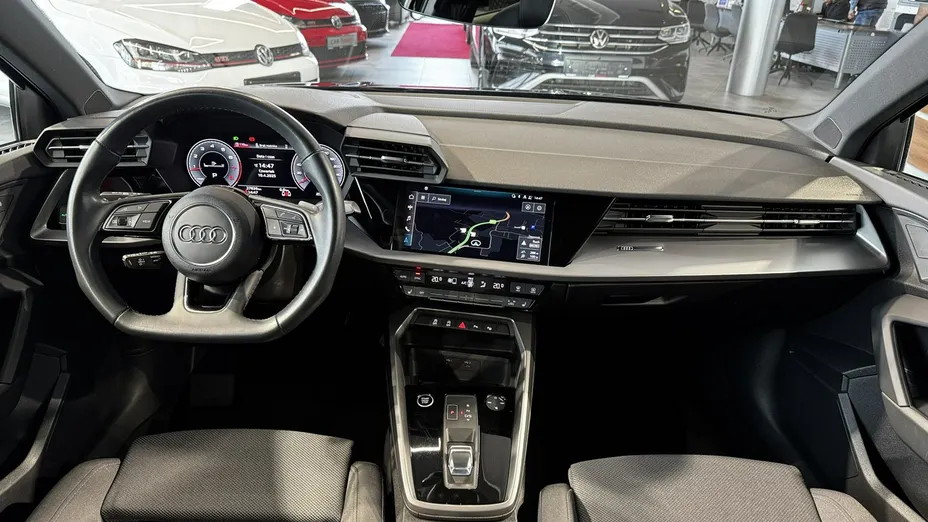 AUDI A3 A3 35 TFSI mHEV S Line S tronic