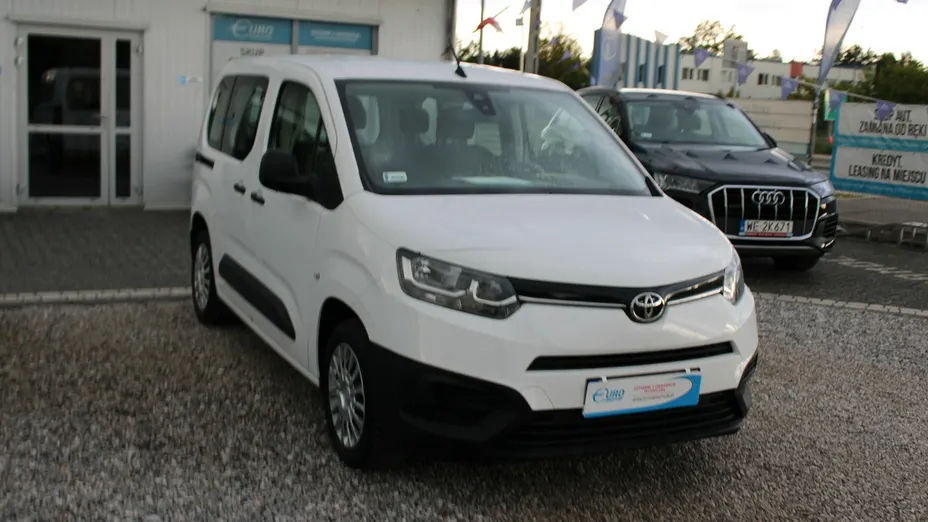 TOYOTA Proace City -