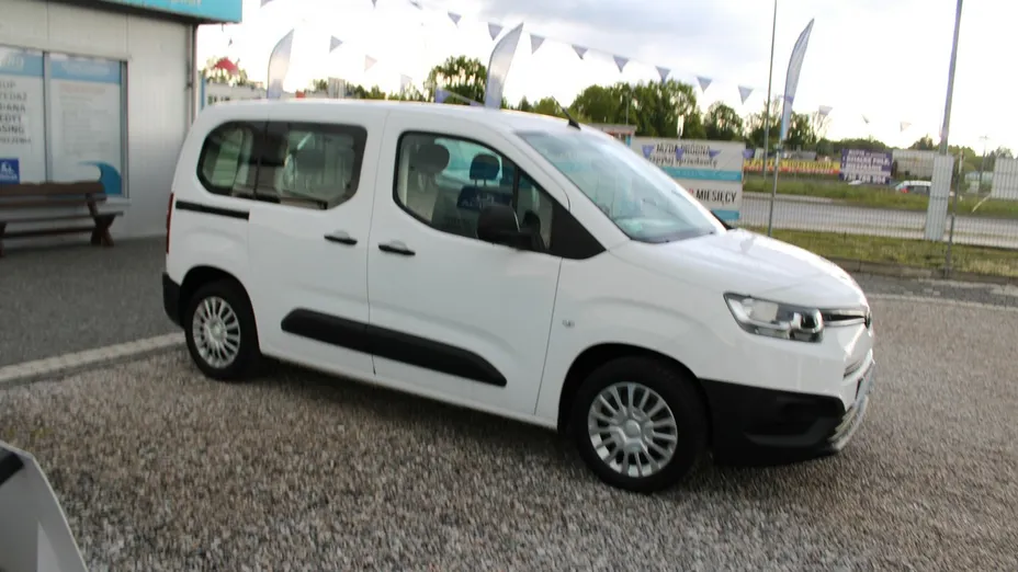 TOYOTA Proace City -
