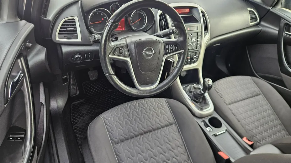 OPEL Astra -