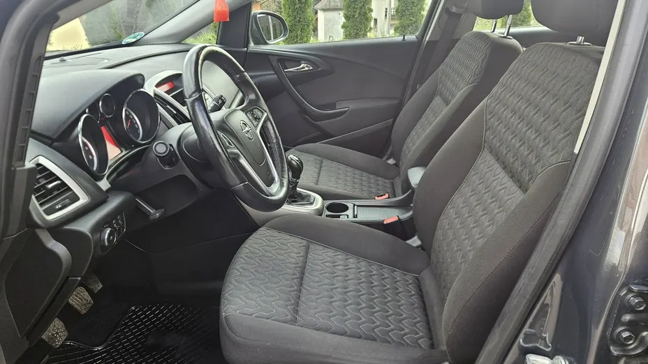 OPEL Astra -