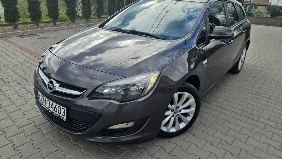OPEL Astra -
