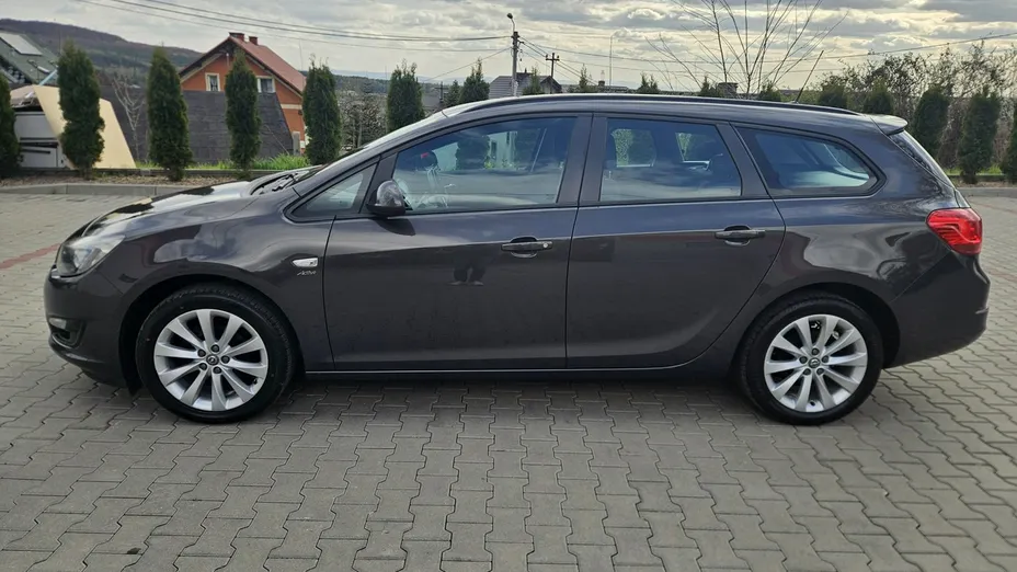 OPEL Astra -