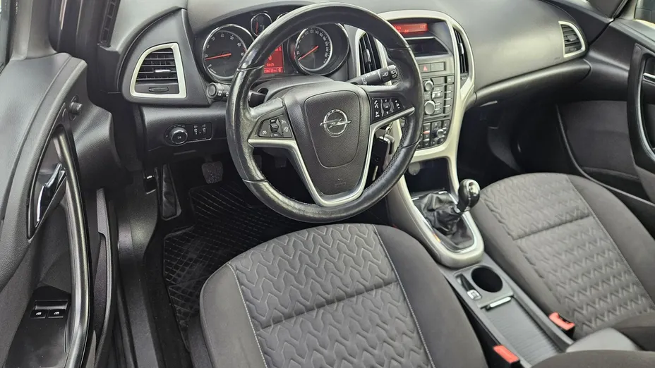 OPEL Astra -